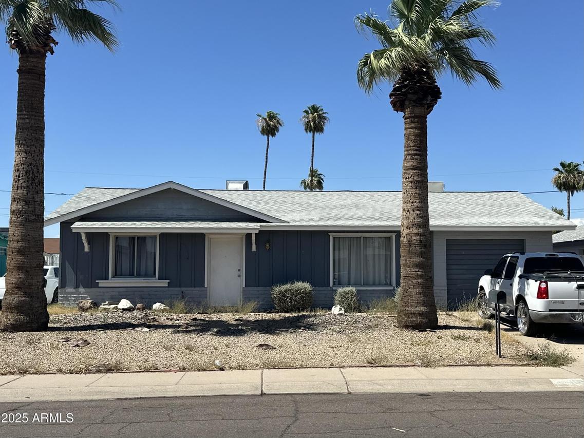 4216 W Kaler Dr., Phoenix, AZ 85051