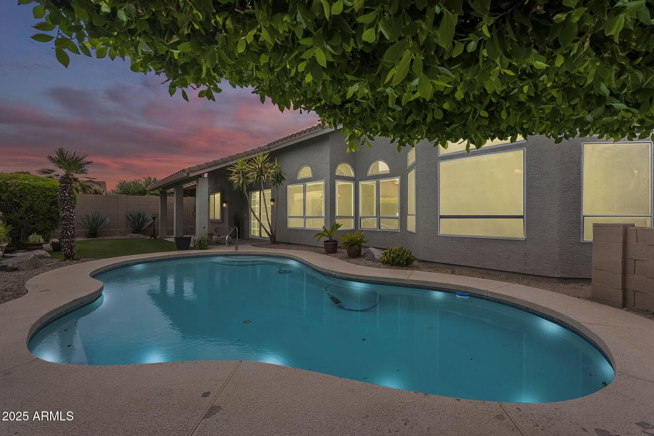9372 E Taro Ln., Scottsdale, AZ 85255