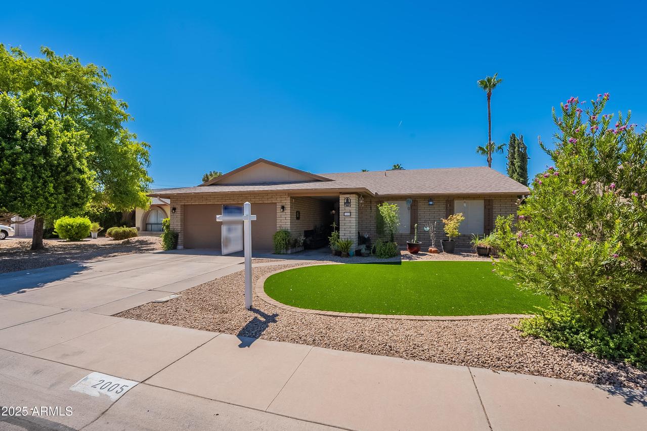 2005 W El Alba Way, Chandler, AZ 85224