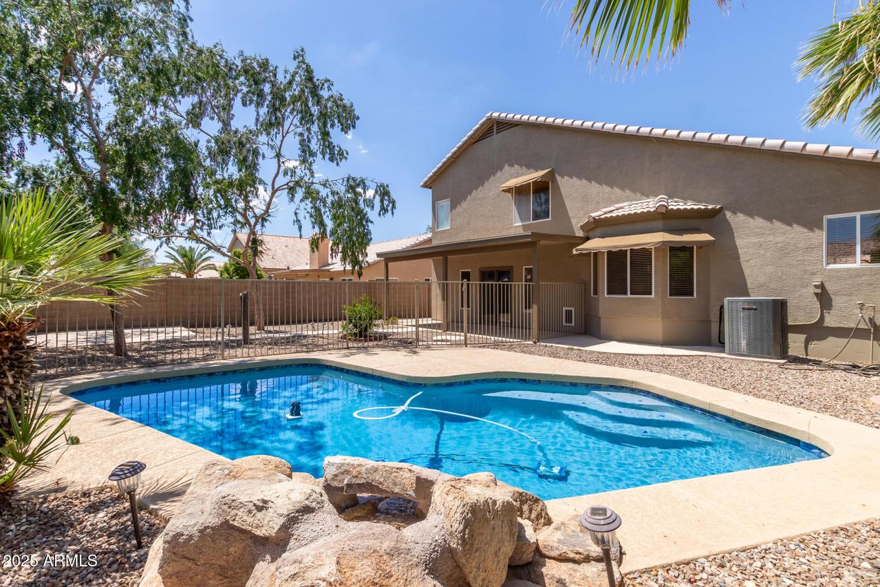 233 W Baylor Ln., Gilbert, AZ 85233