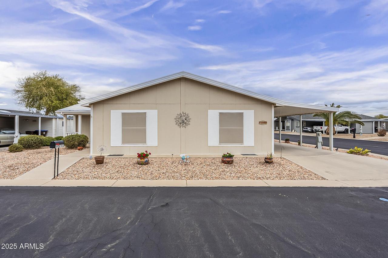 890 E Tee St., San Tan Valley, AZ 85140