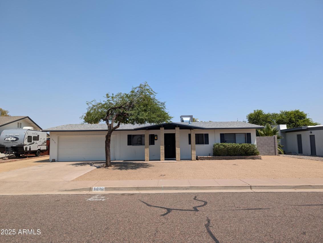 3016 E Larkspur Dr., Phoenix, AZ 85032
