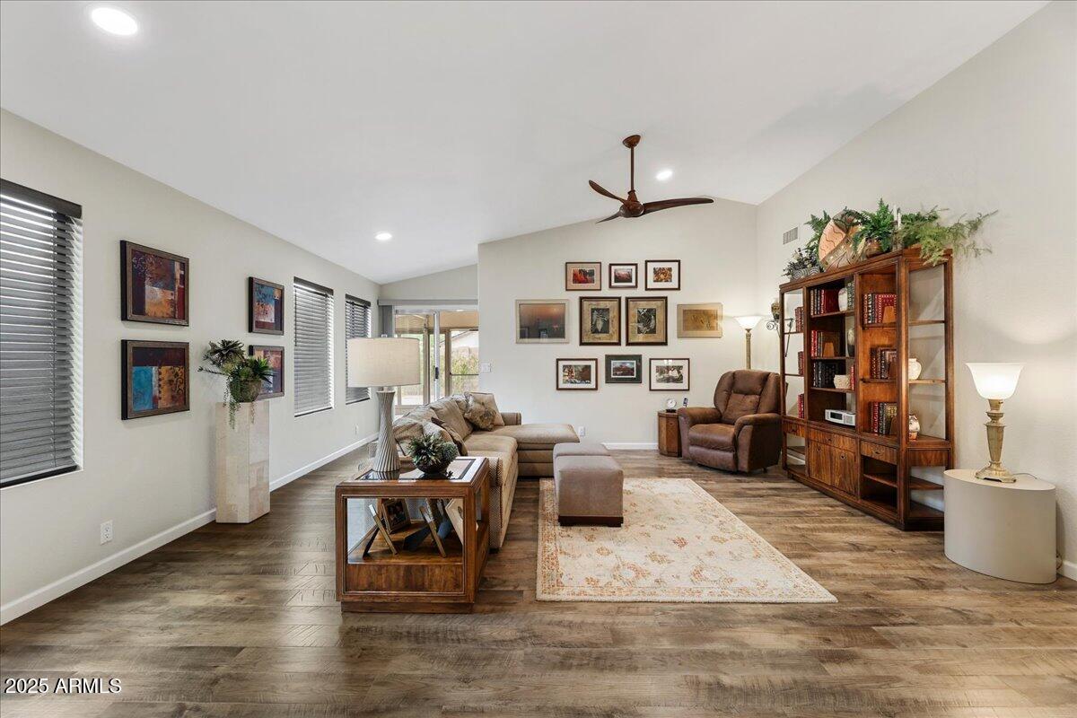 3025 E Kerry Ln., Phoenix, AZ 85050