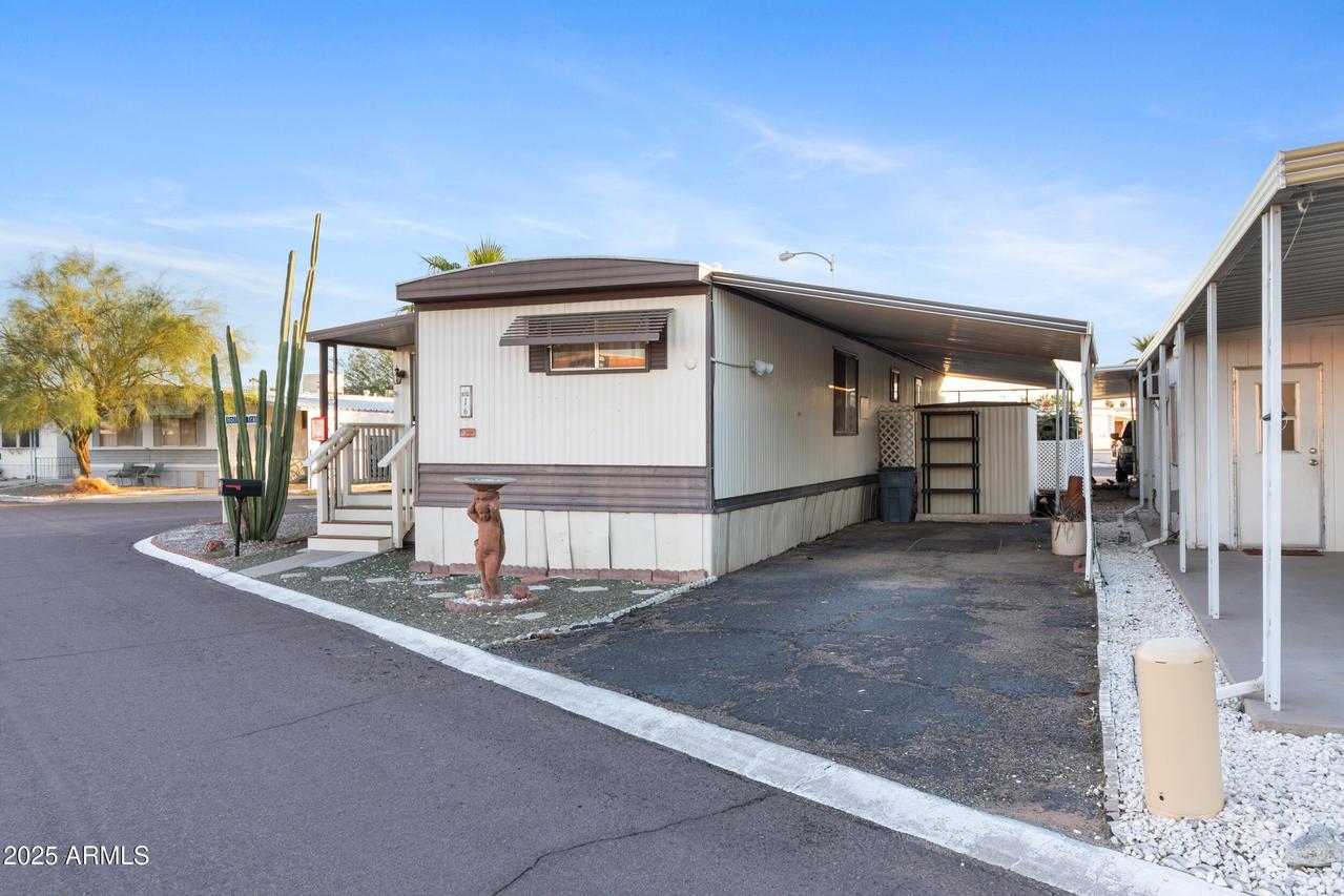 701 S Dobson Rd. #16, Mesa, AZ 85202