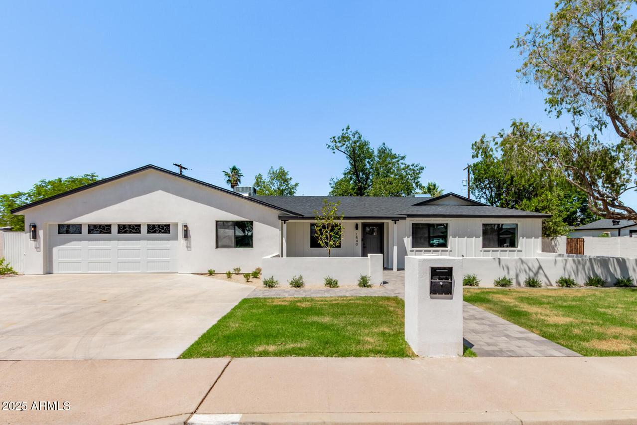 1540 W Lawrence Ln., Phoenix, AZ 85021