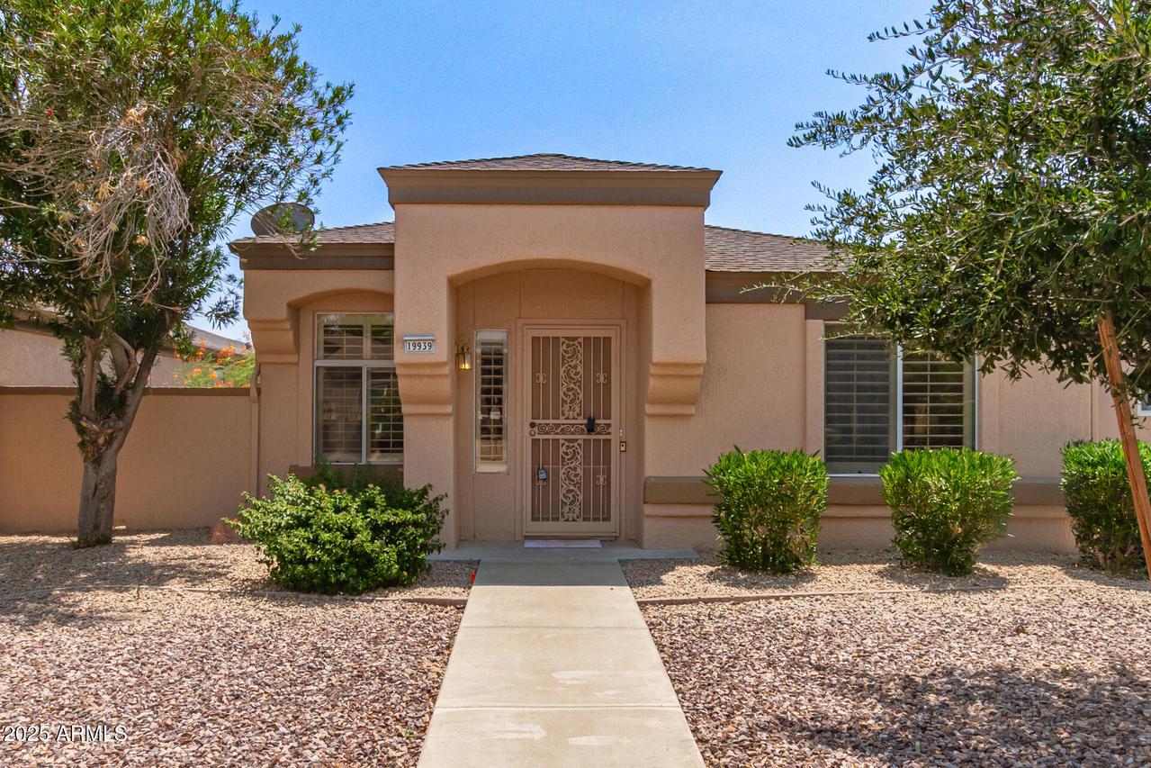 19939 N Greenview Dr., Sun City West, AZ 85375