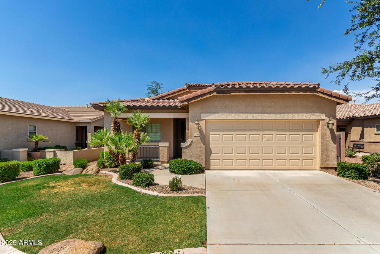 360 W Lyle Ave., San Tan Valley, AZ 85140