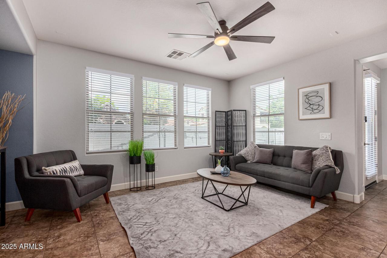 15231 W Alexandria Way, Surprise, AZ 85379