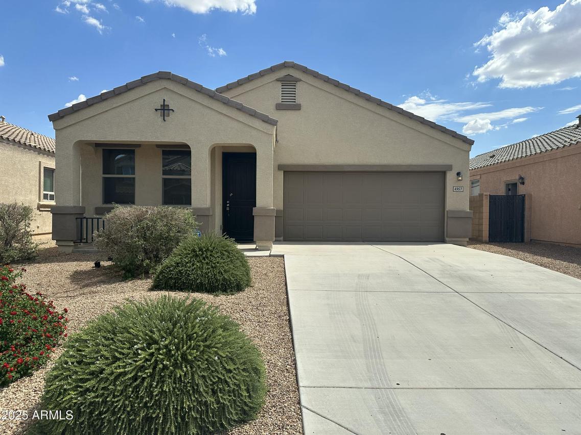 4957 E Sunstone Dr., San Tan Valley, AZ 85143