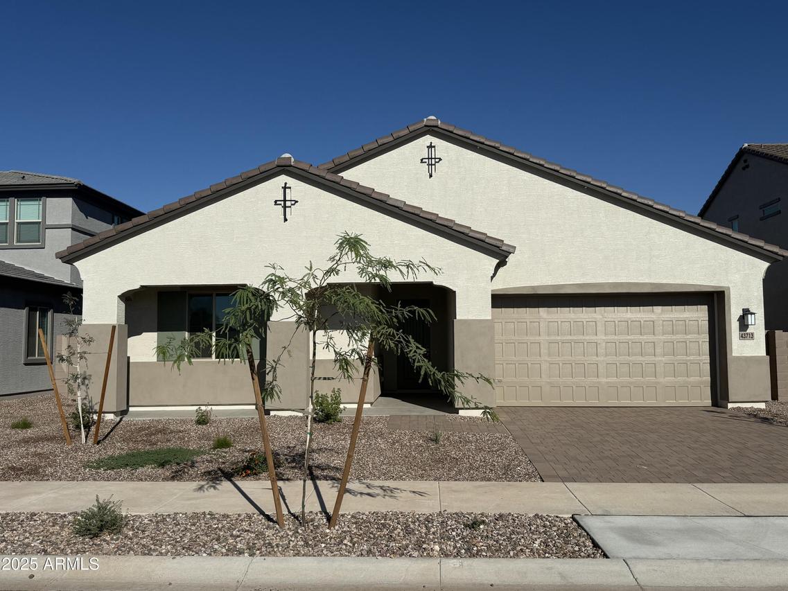 43713 N Wollemi St., Queen Creek, AZ 85140