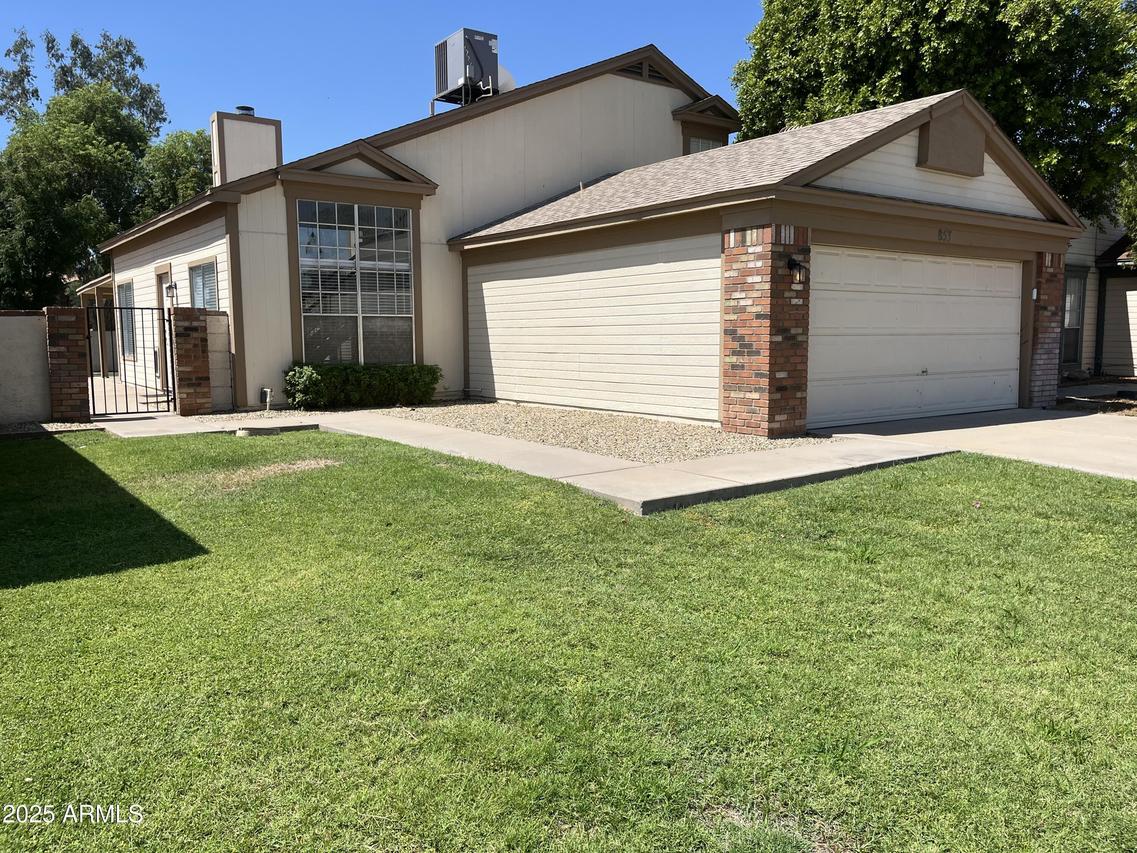 853 E Manor Dr., Chandler, AZ 85225