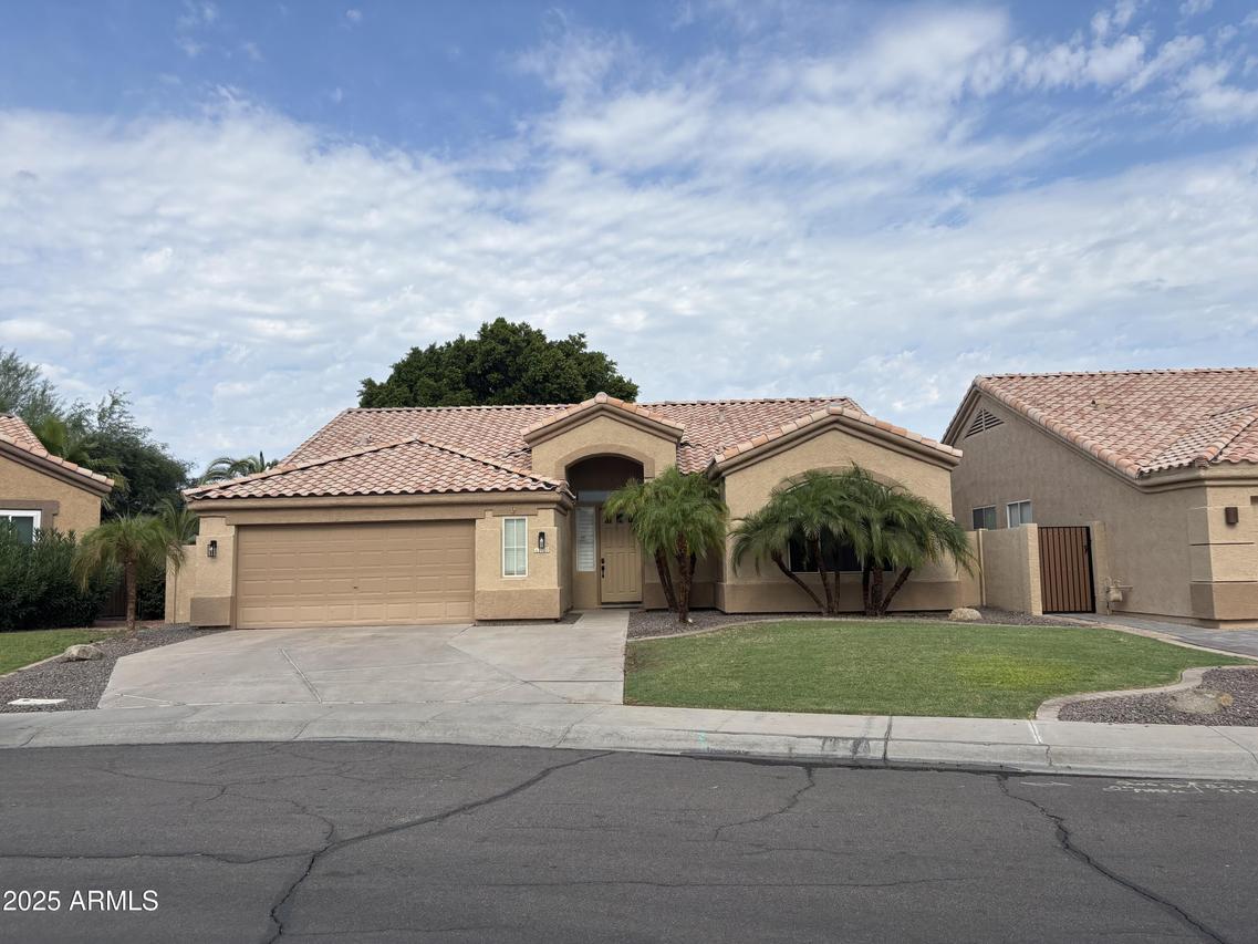 100 N Pioneer St., Gilbert, AZ 85233