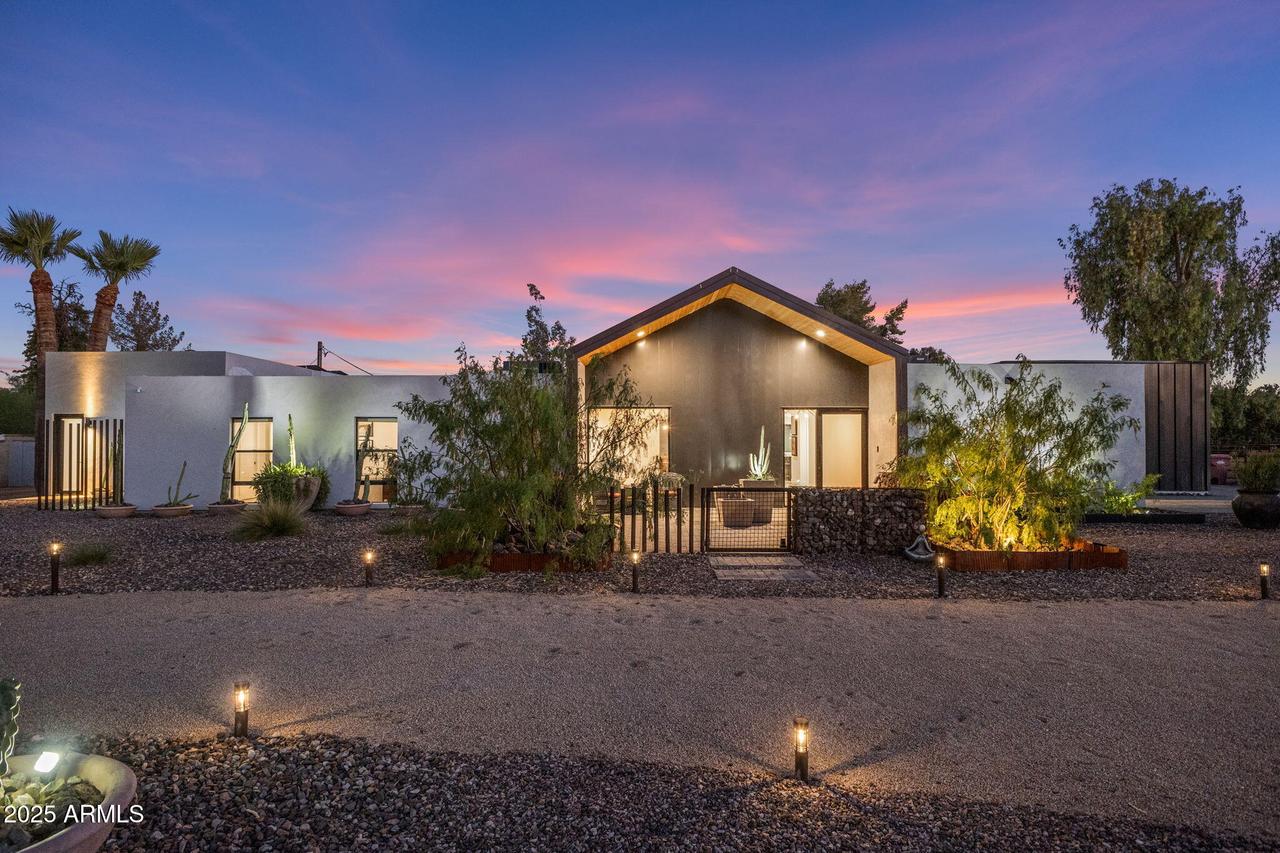 6801 E Mescal St., Scottsdale, AZ 85254