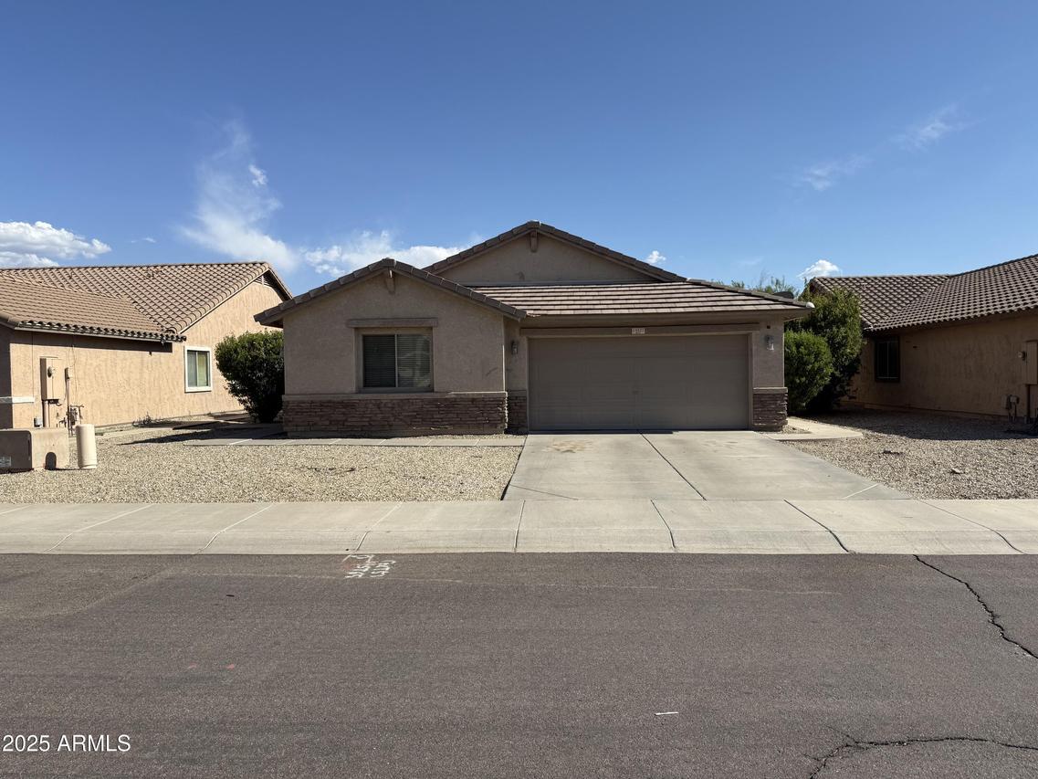 15527 W Magnolia St., Goodyear, AZ 85338