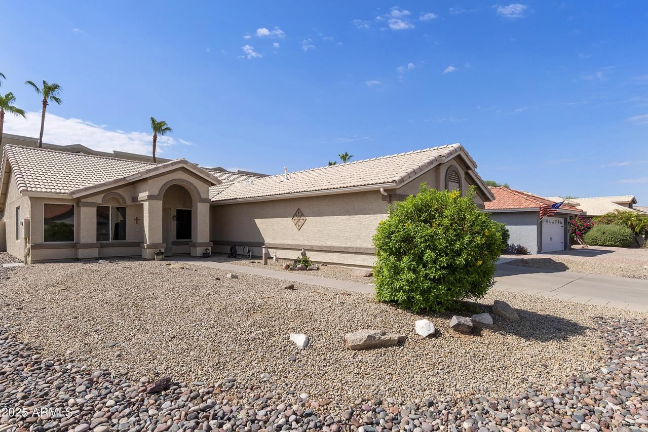 9421 E Nacoma Dr., Sun Lakes, AZ 85248