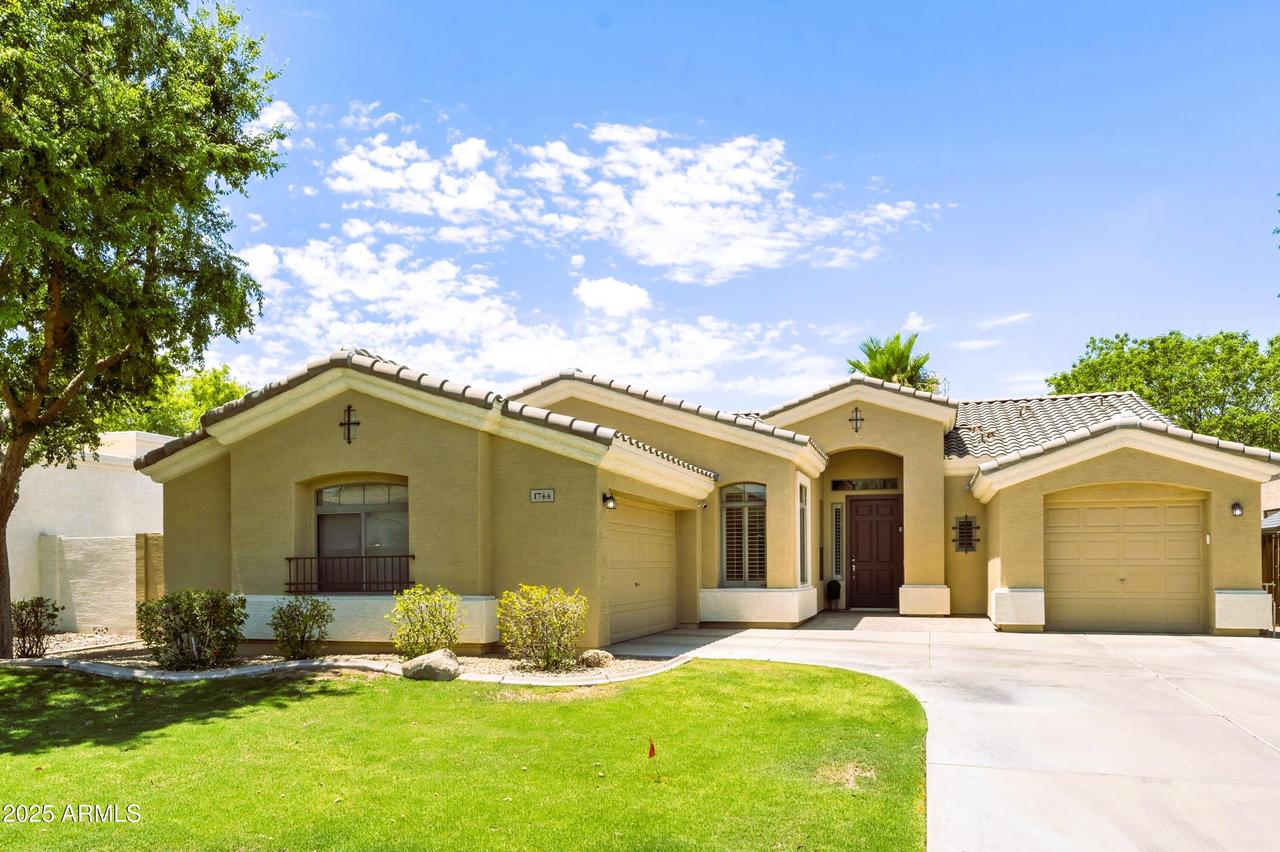 1744 S Colonial Dr., Gilbert, AZ 85295
