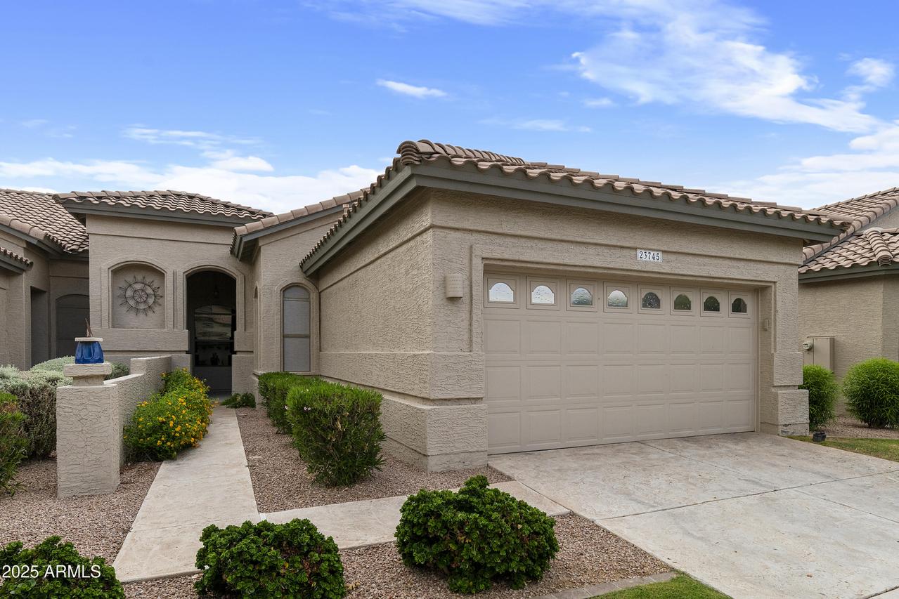23745 S Vacation Way, Sun Lakes, AZ 85248