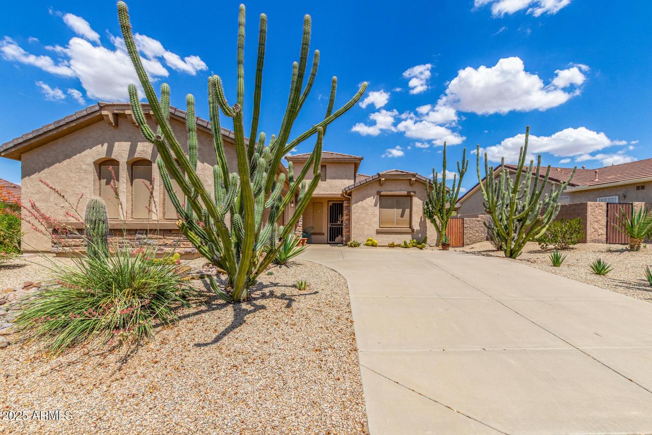 32165 N Larkspur Dr., San Tan Valley, AZ 85143
