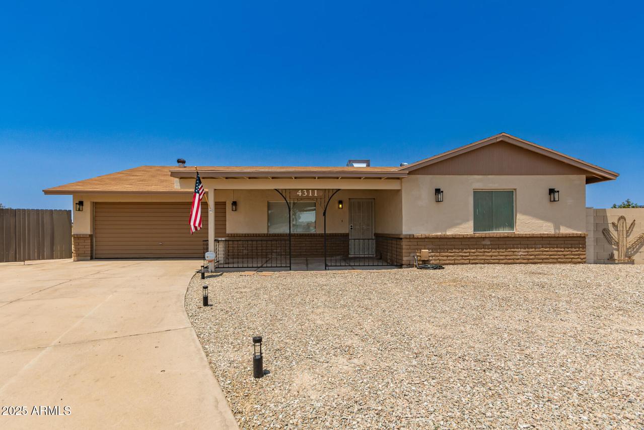 4311 N 80th Ln., Phoenix, AZ 85033