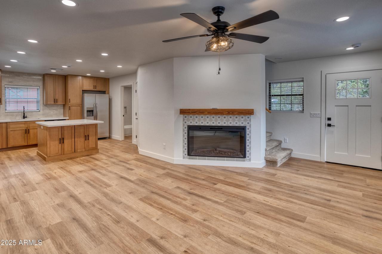 3166 Tonto Dr., Overgaard, AZ 85933