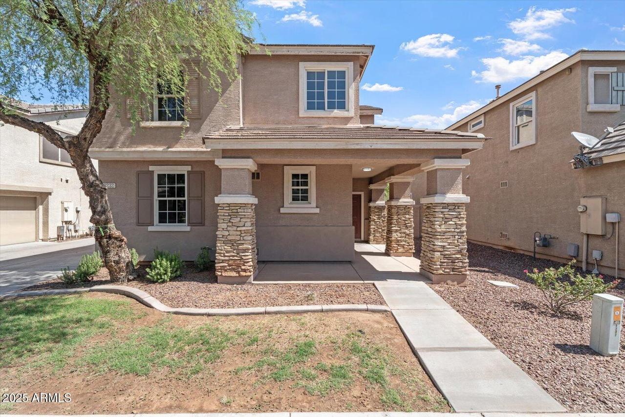 2232 E Sunland Ave., Phoenix, AZ 85040