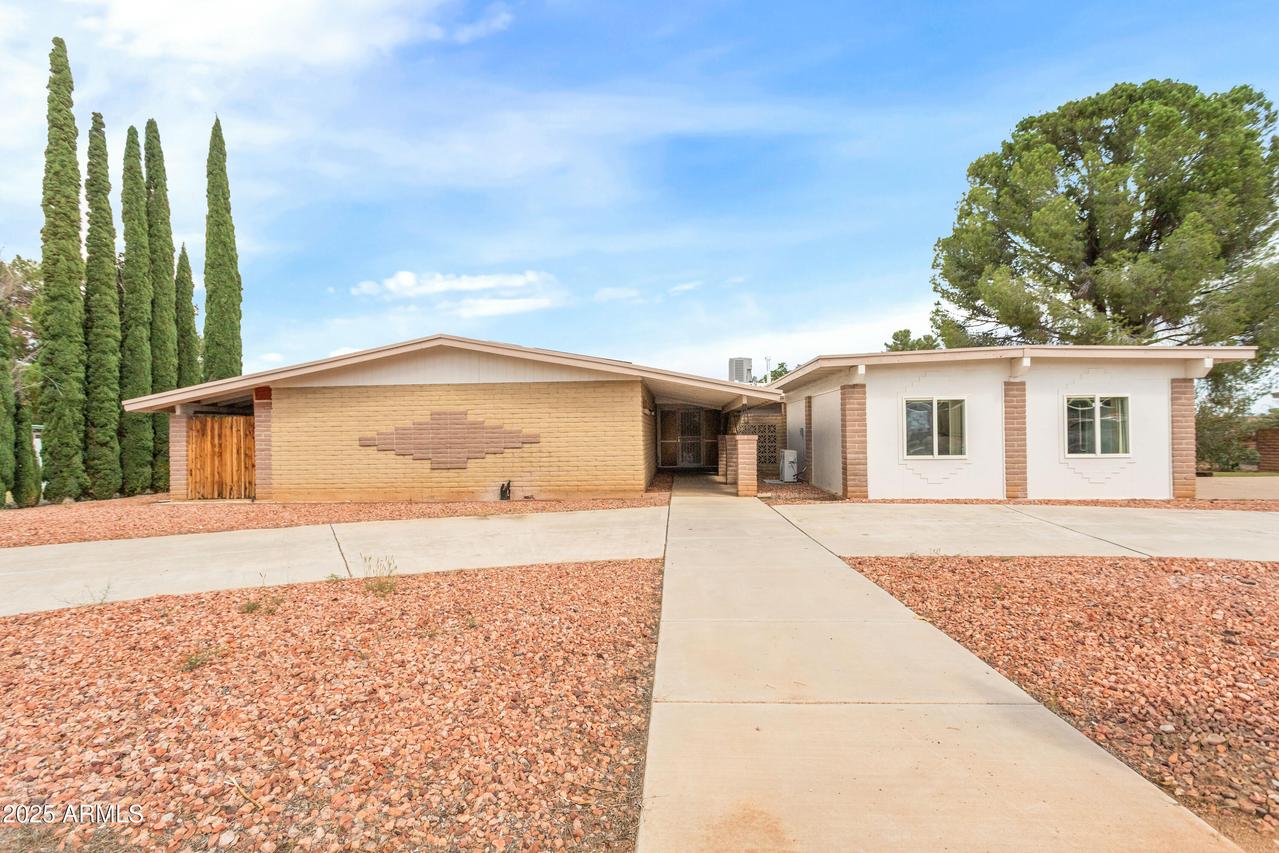 1817 Devonshire Dr., Sierra Vista, AZ 85635