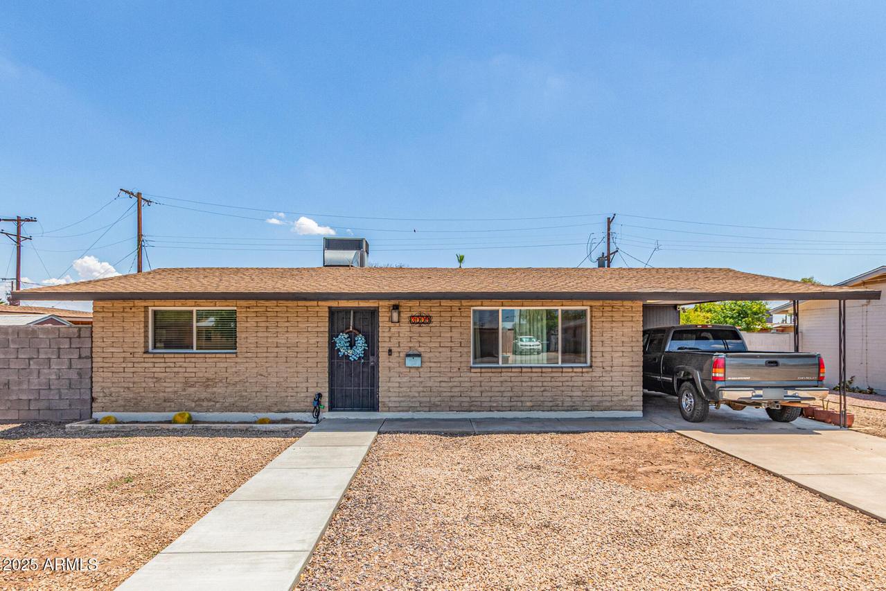 3009 S Clementine Dr., Tempe, AZ 85282