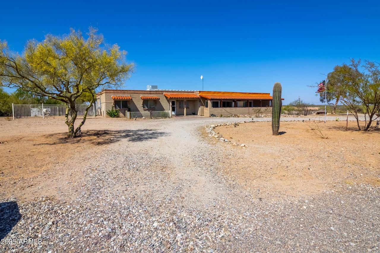 7770 S Camino Mirlo, Tucson, AZ 85747