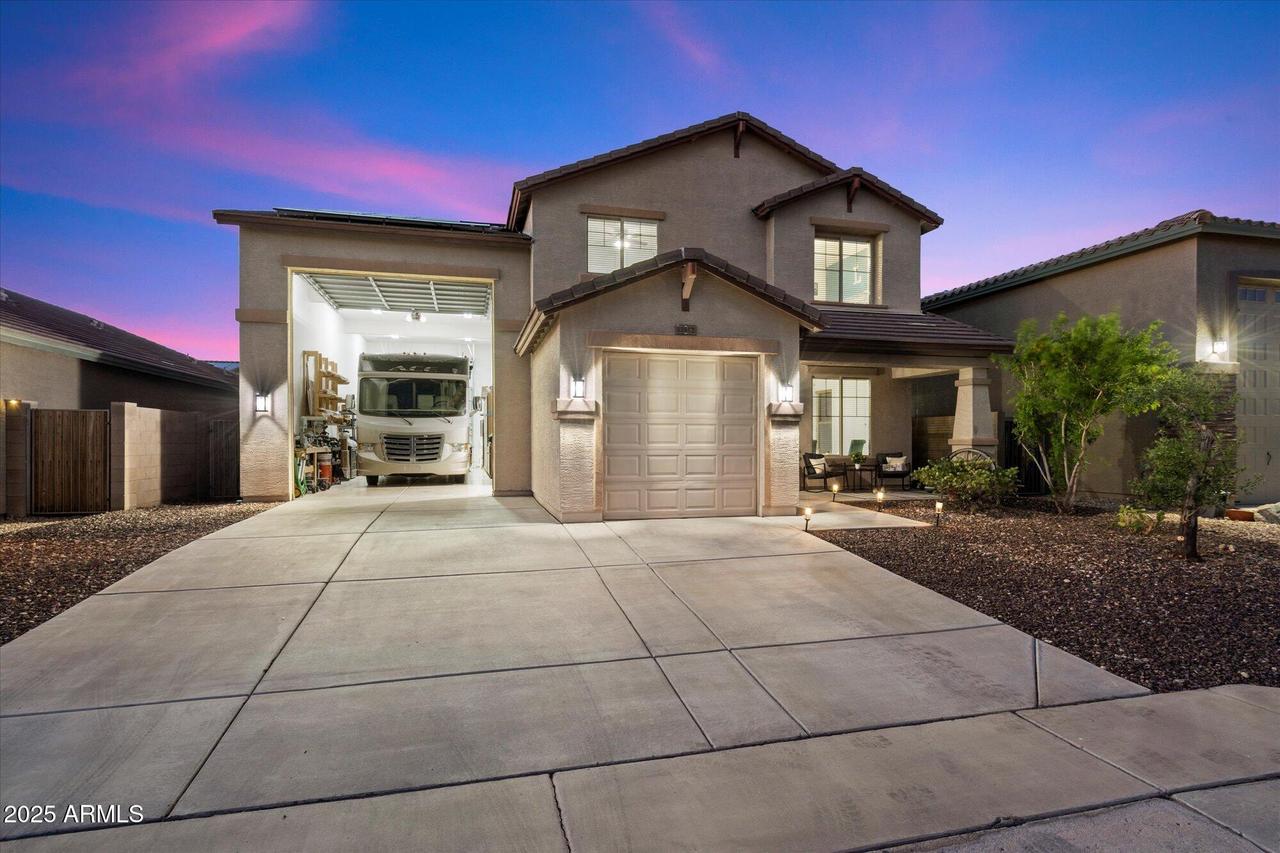 12132 W Daley Ln., Sun City, AZ 85373