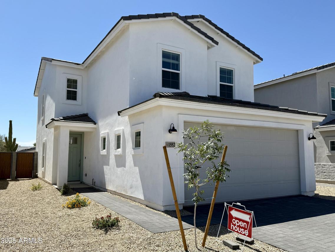 1593 N Pueblo Dr., Apache Junction, AZ 85120
