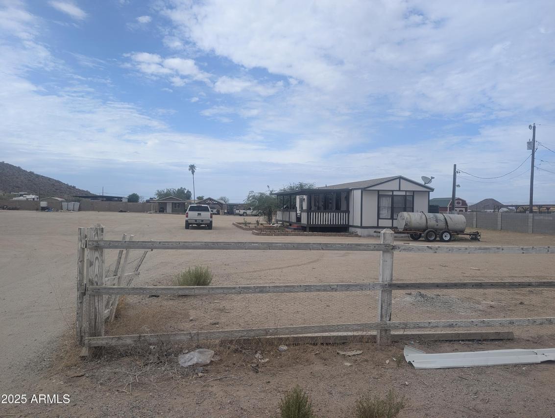 2456 W Bonnie Ln., San Tan Valley, AZ 85144