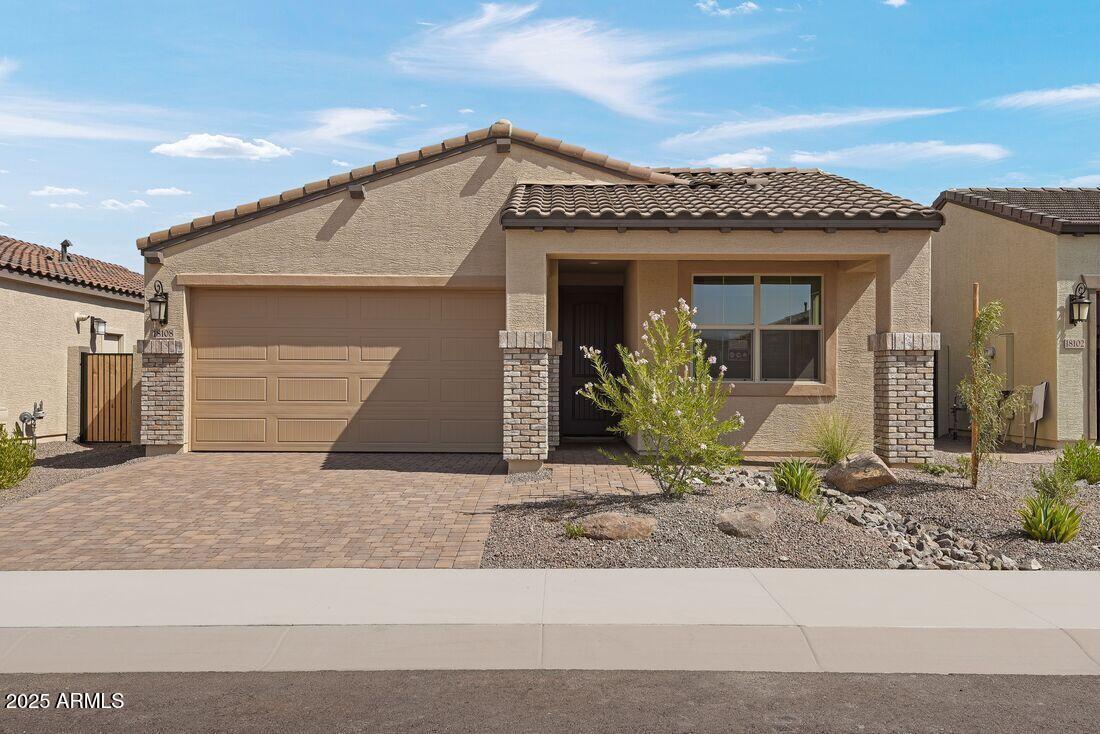 18108 W Hiddenview Dr., Goodyear, AZ 85338