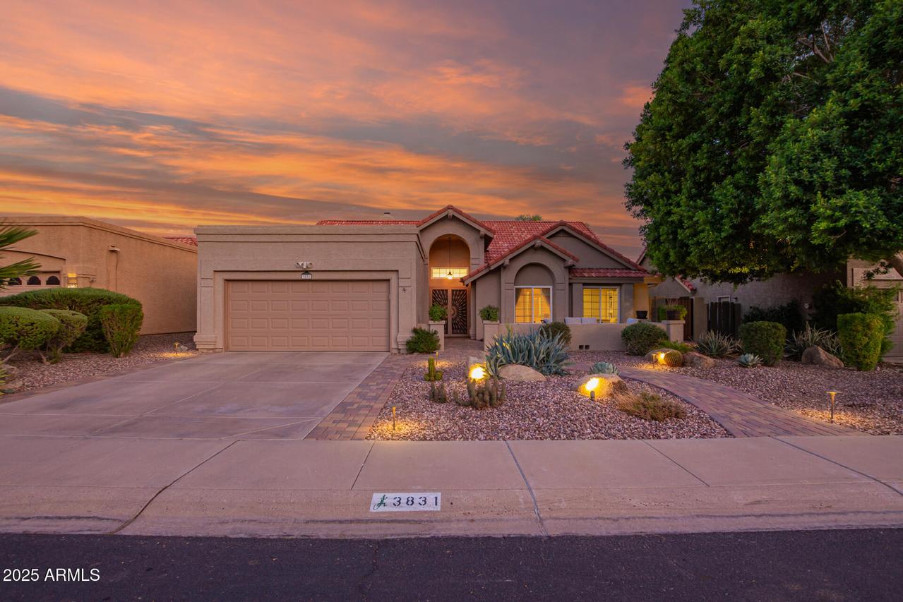 3831 E Cathedral Rock Dr., Phoenix, AZ 85044