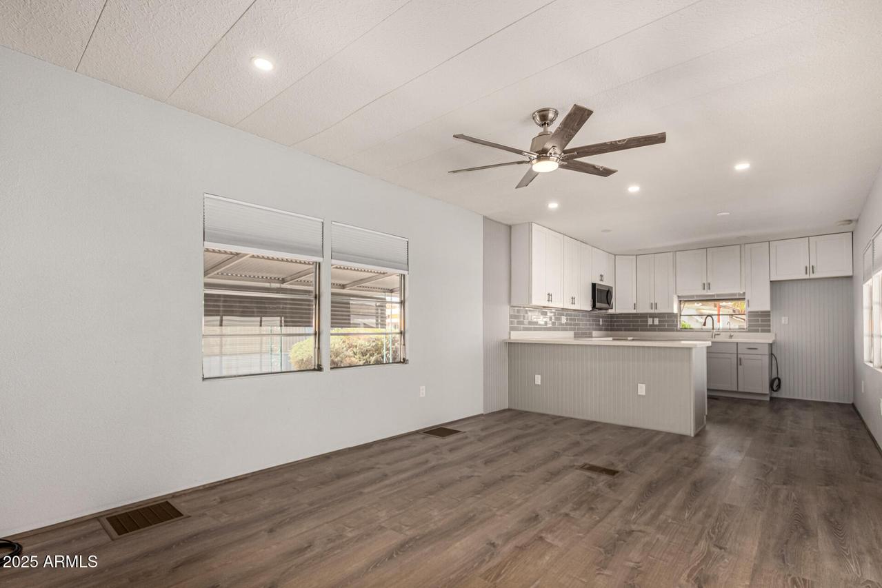 10401 N Cave Creek Rd. #275, Phoenix, AZ 85020