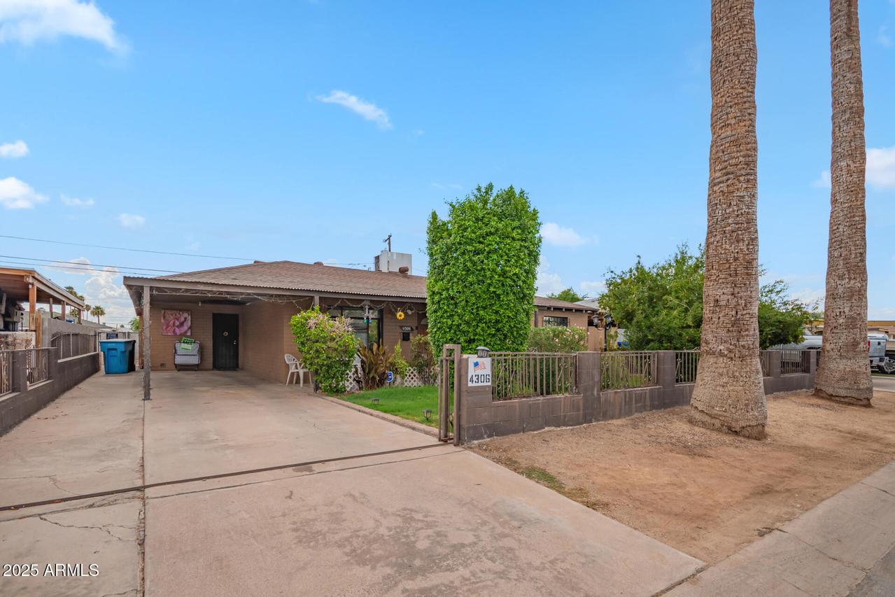 4306 N 50th Ave., Phoenix, AZ 85031