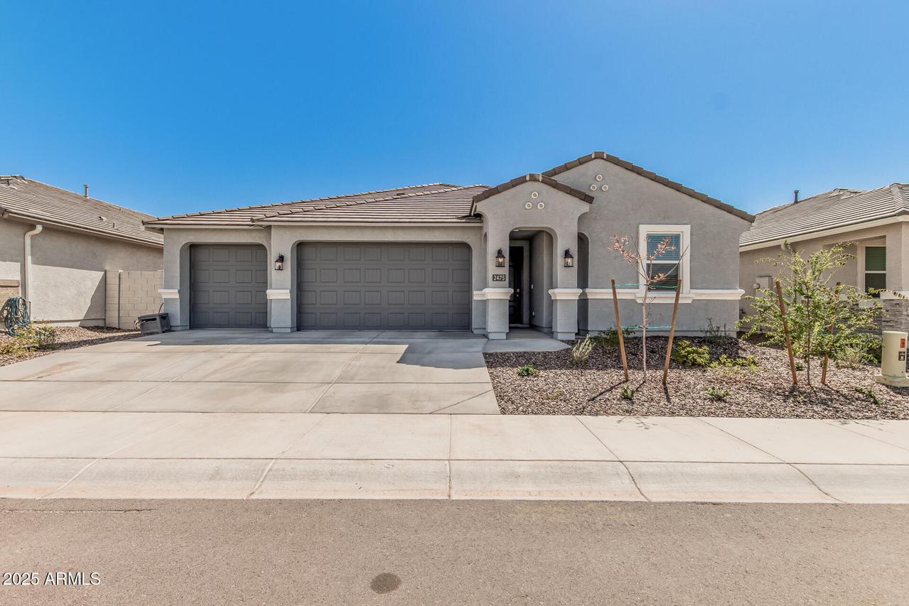 2475 W Spaulding Ave., Apache Junction, AZ 85120
