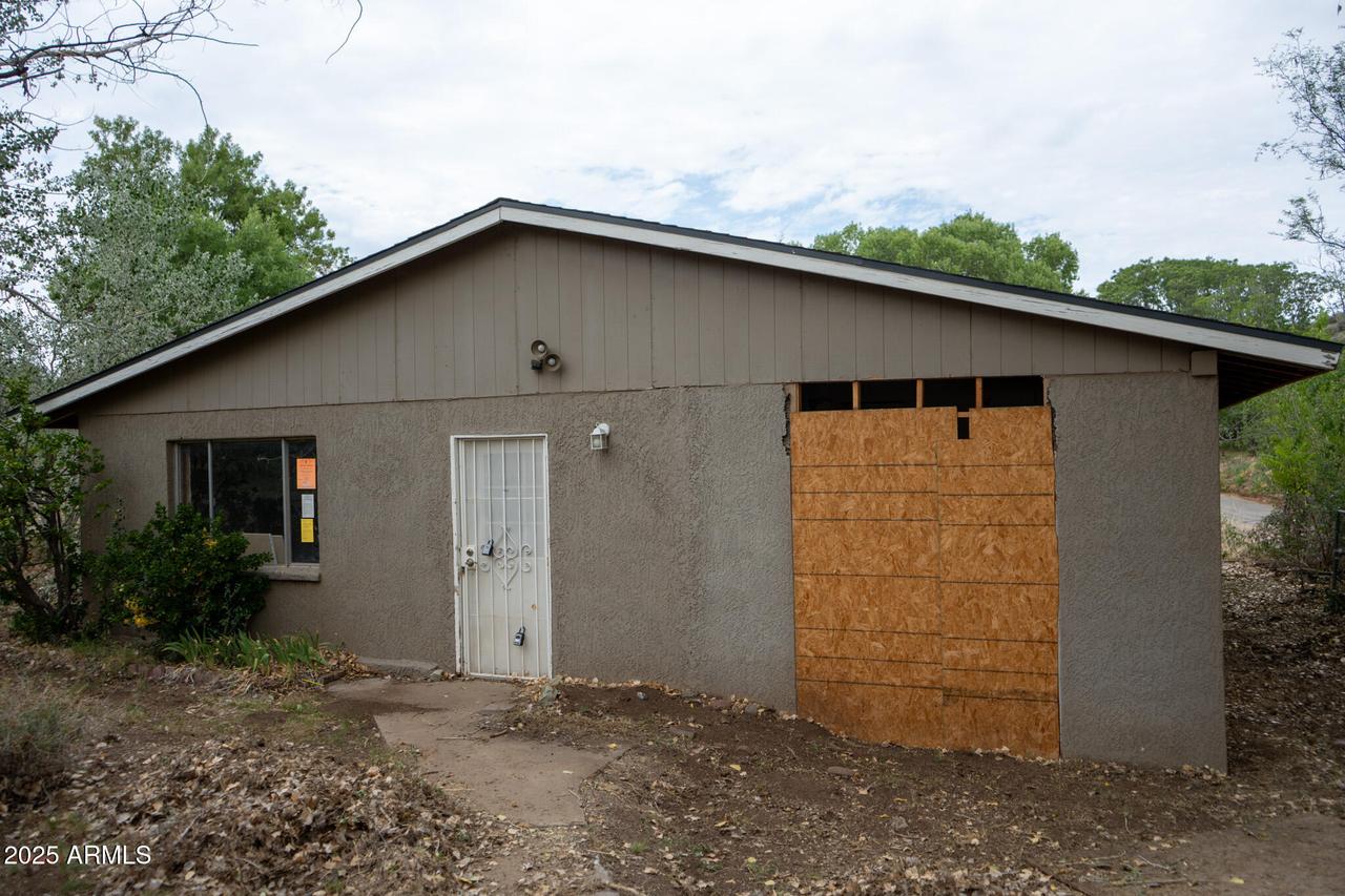 12360 E Central Ave., Mayer, AZ 86333