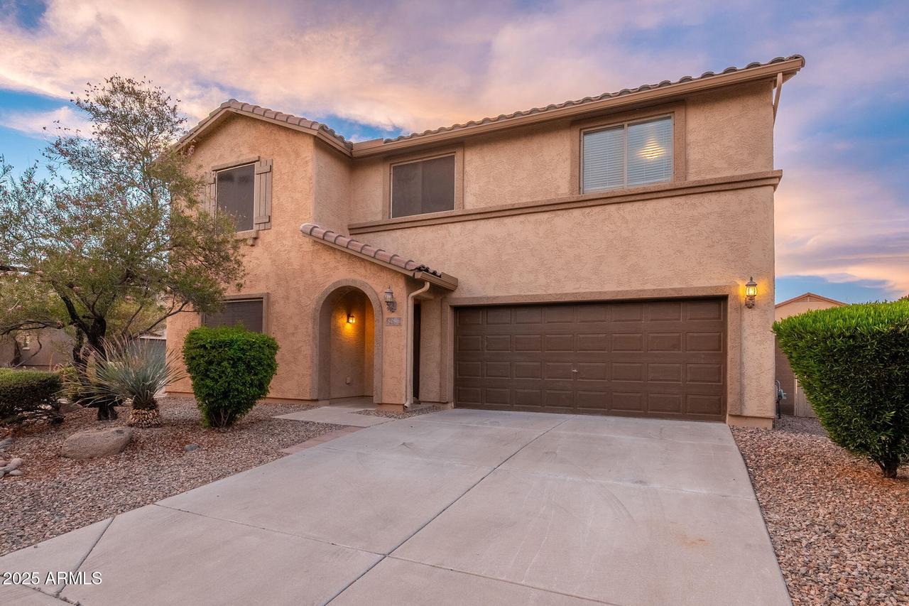 8096 W Rushmore Way, Florence, AZ 85132