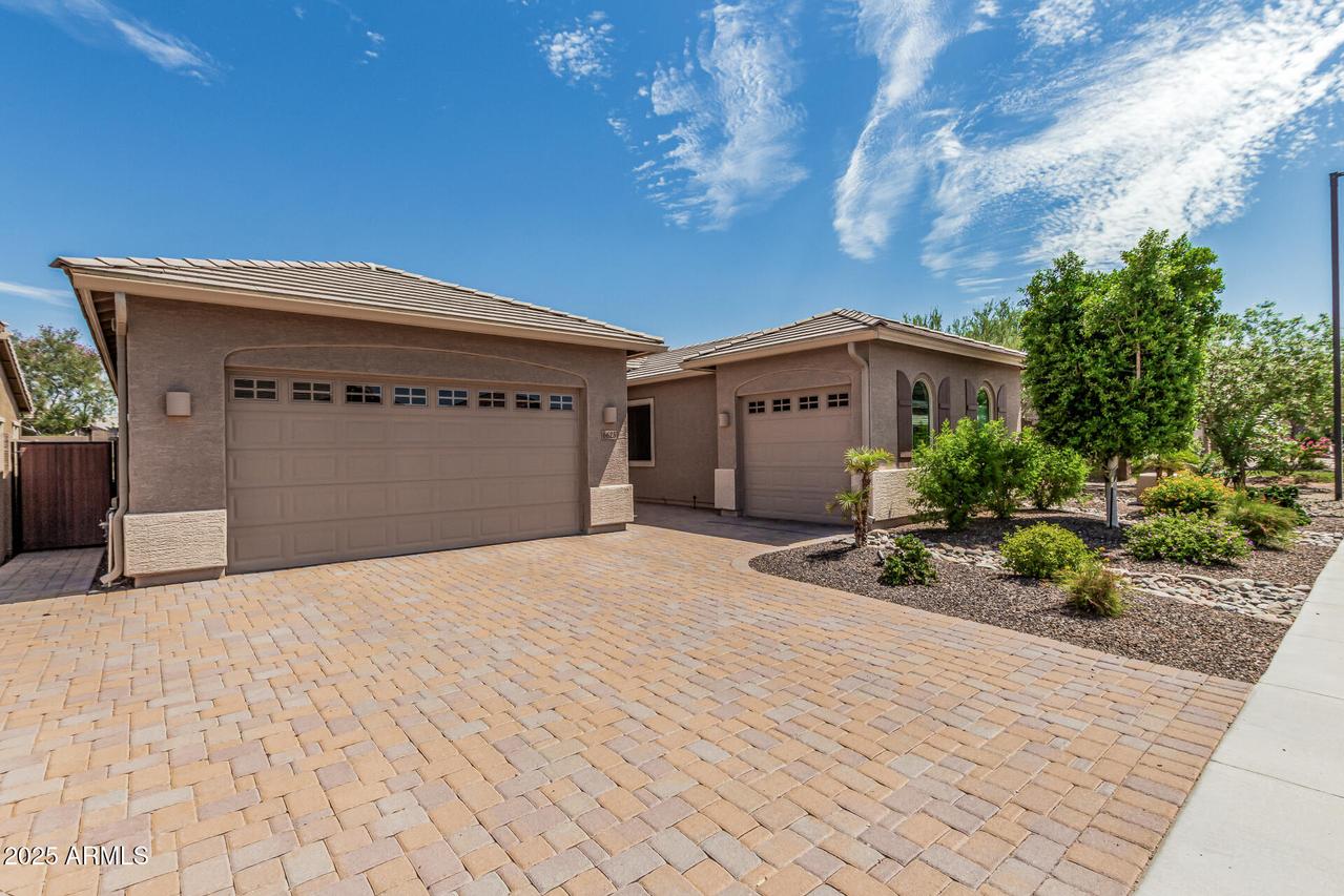6625 W Roy Rogers Rd., Phoenix, AZ 85083