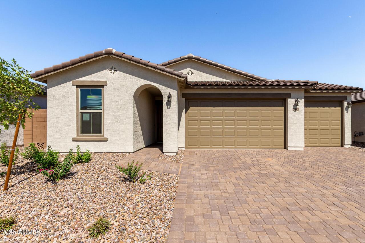 2083 S 181st Dr., Goodyear, AZ 85338