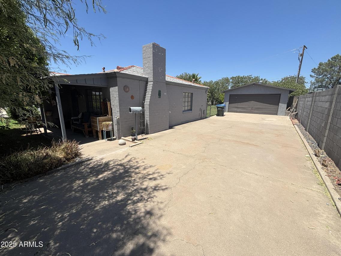 2310 W Orange Dr., Phoenix, AZ 85015