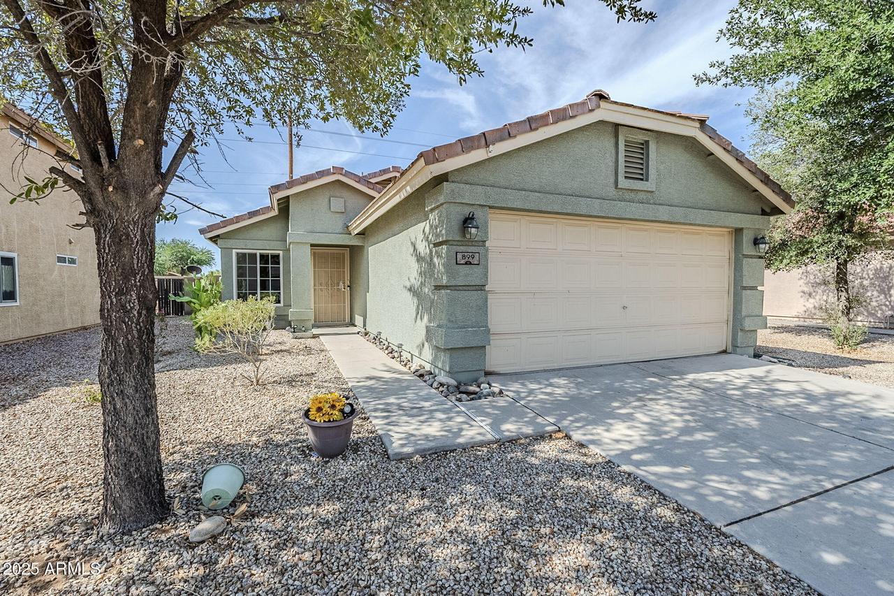 899 E Mayfield Cir., San Tan Valley, AZ 85143