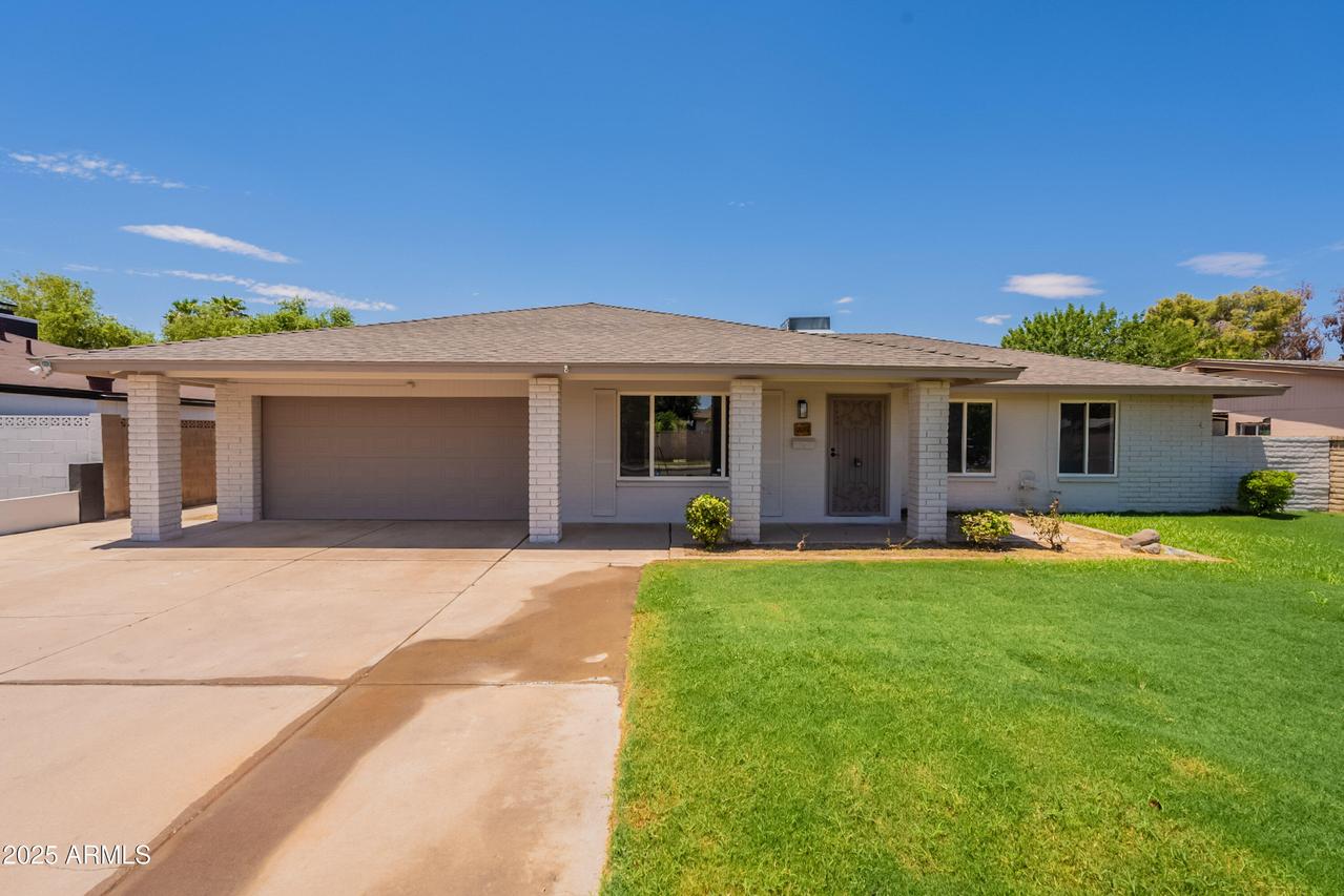 9018 N 39th Ave., Phoenix, AZ 85051