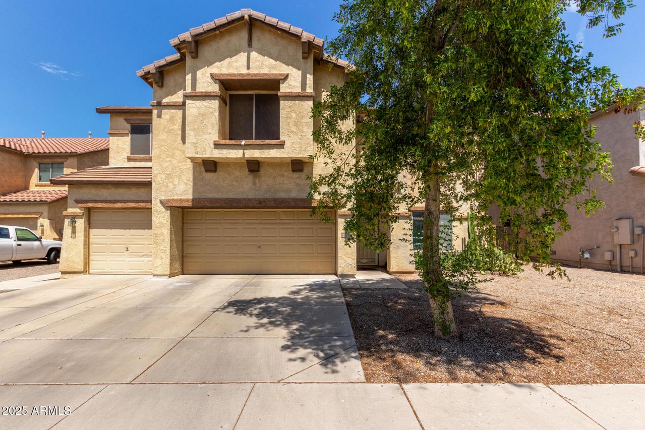 2207 N 94th Ave., Phoenix, AZ 85037
