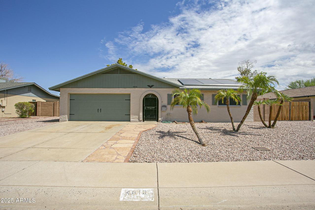 4818 W Beverly Ln., Glendale, AZ 85306