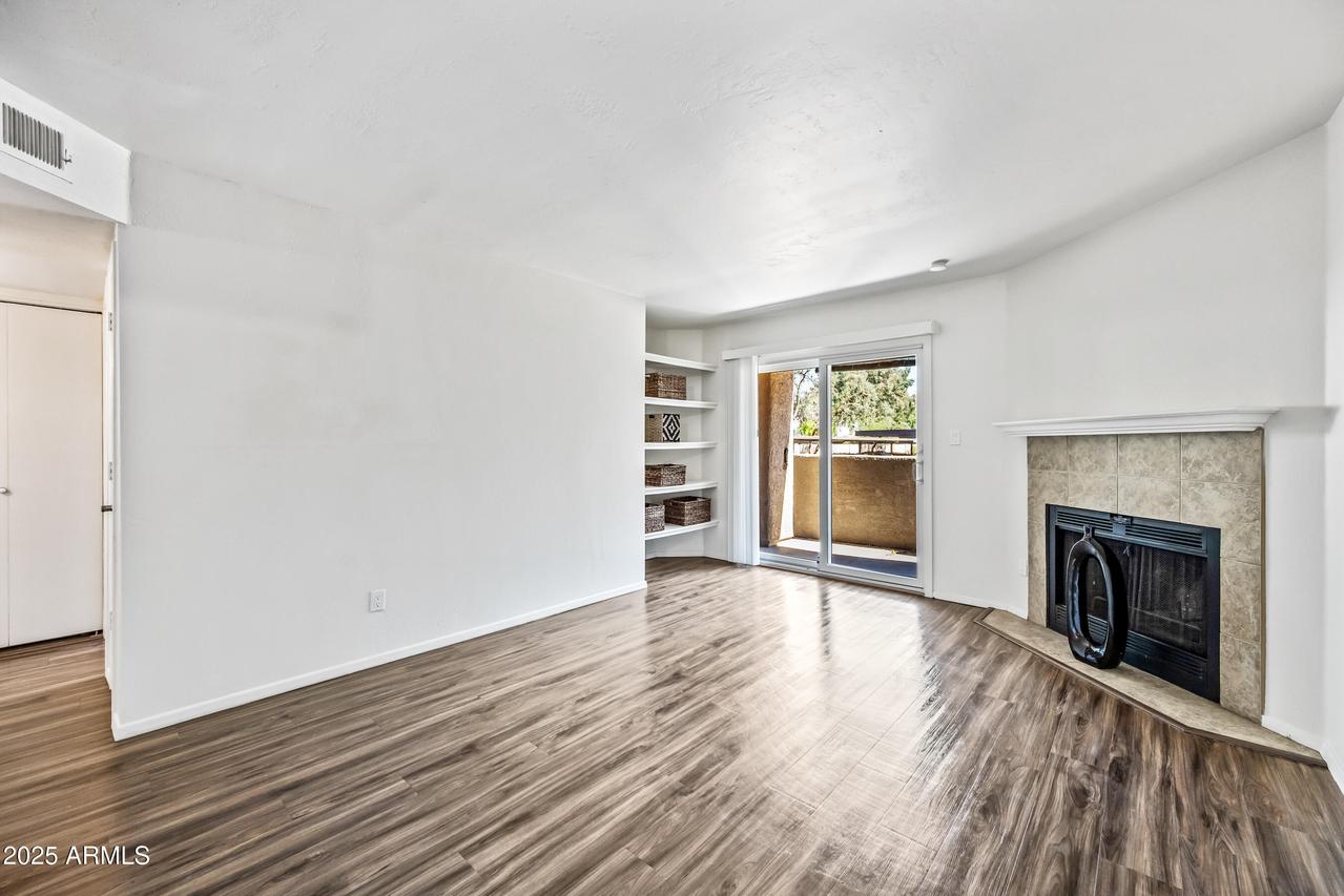 3845 E Greenway Rd. #108, Phoenix, AZ 85032