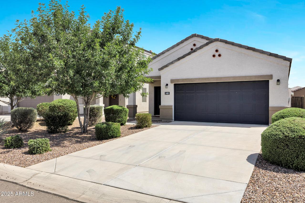 4801 E Living Stone Way, San Tan Valley, AZ 85143