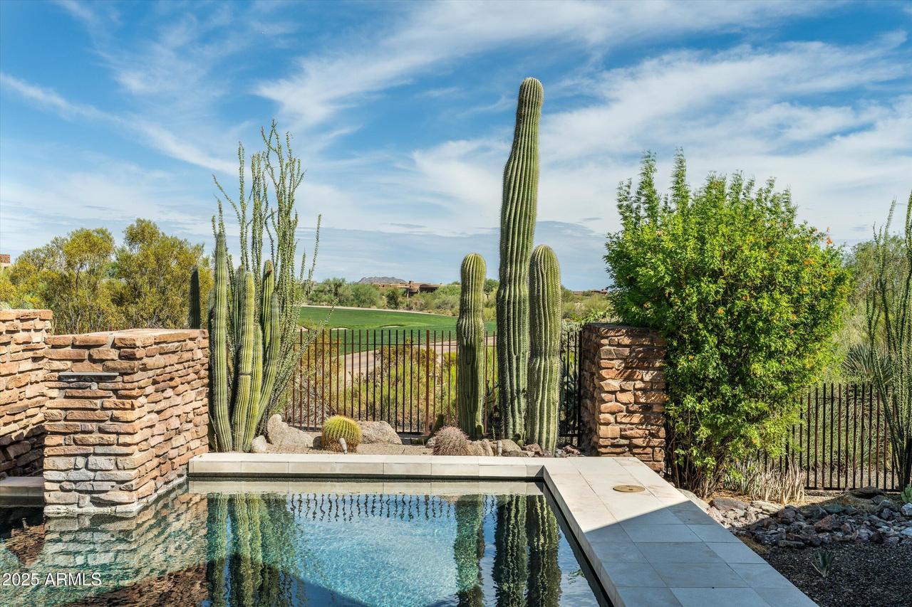 10045 E Hidden Valley Rd., Scottsdale, AZ 85262