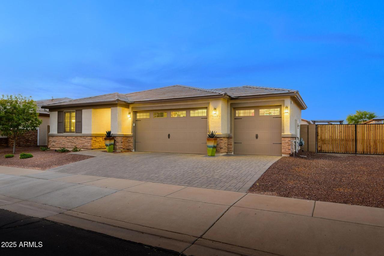17322 W Bent Tree Dr., Surprise, AZ 85387