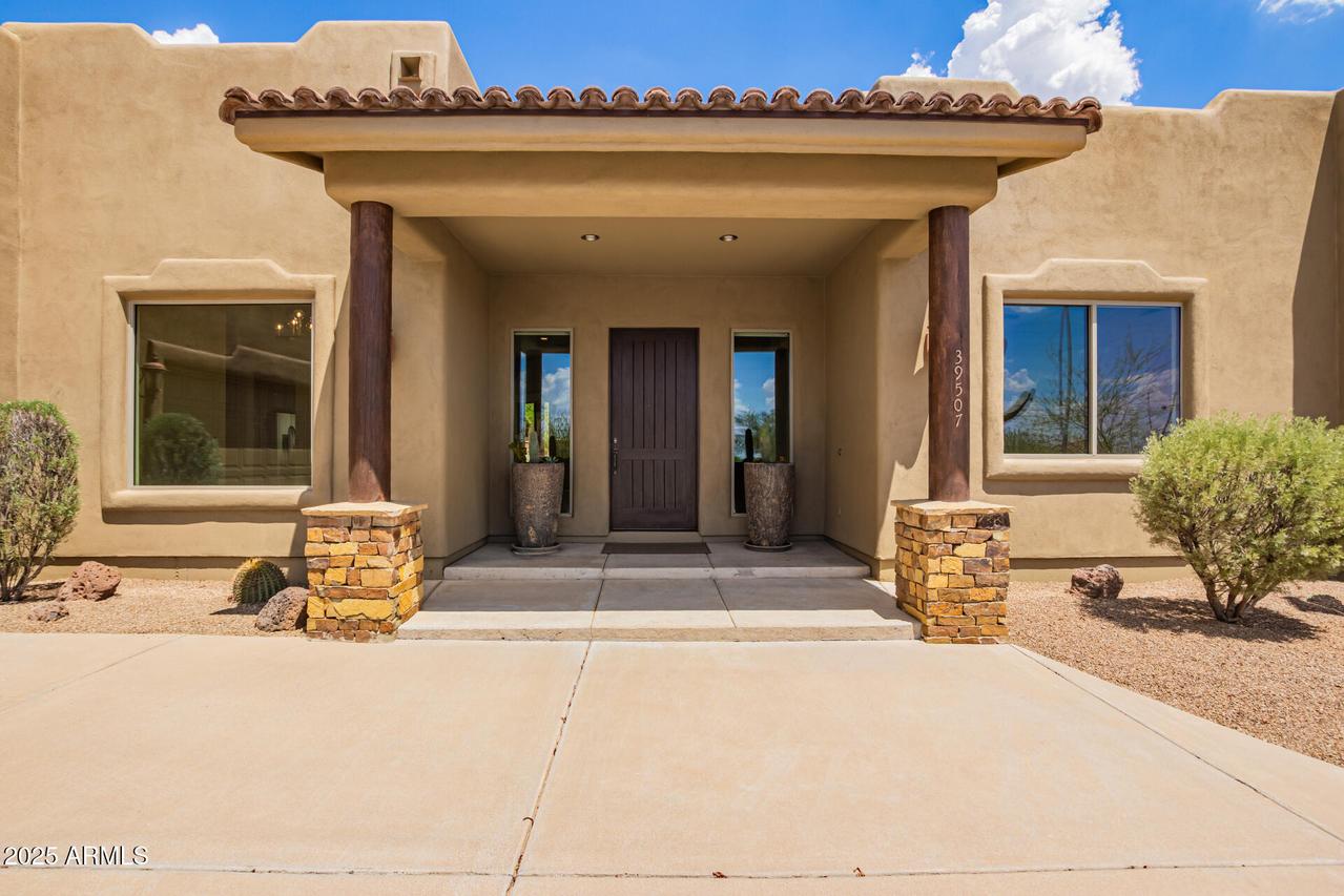 39507 N 3rd Ave., Phoenix, AZ 85086